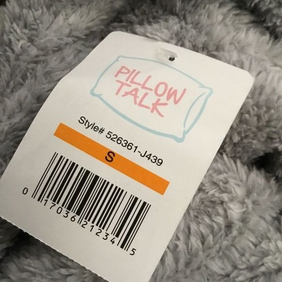 Modcloth Pillow Talk Fluffy Gray Cat Robe - Picture 6 of 7